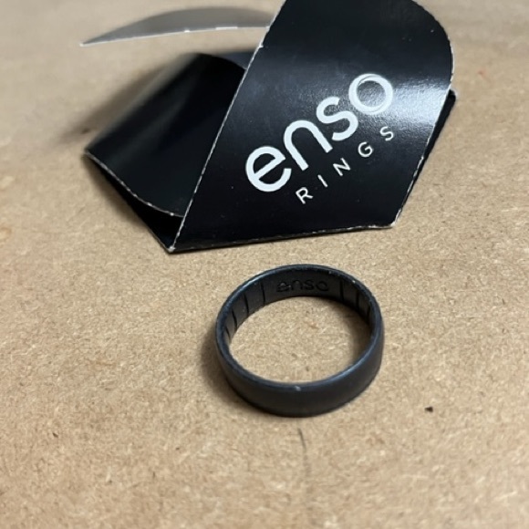 Men’s Enso Elements Ring - Picture 2 of 4